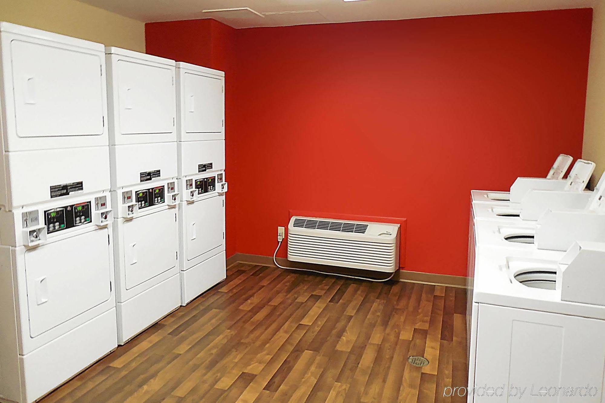 Extended America - - Airport - Tinicum Blvd Hotel 2*